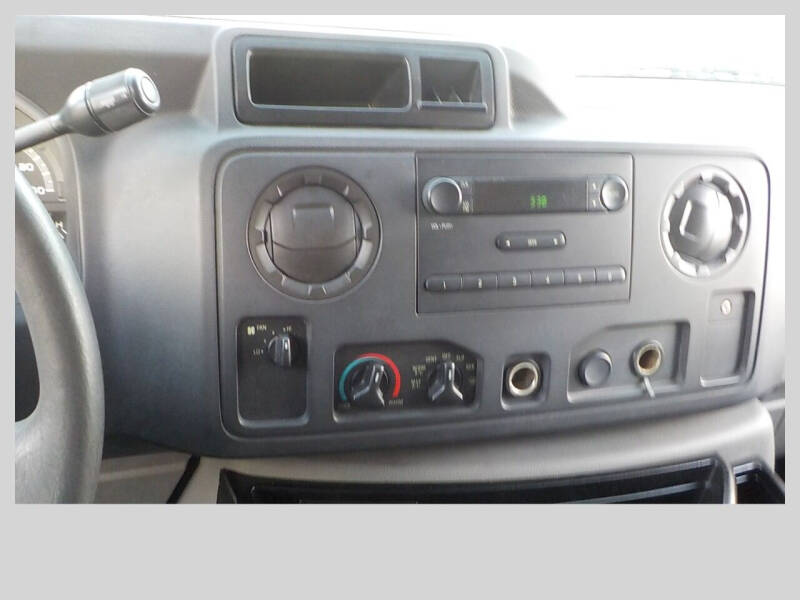 2012 Ford E-Series E-350 SD