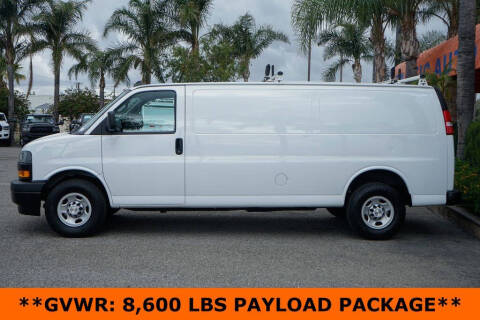 2023 Chevrolet Express 2500