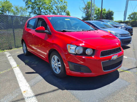 2016 Chevrolet Sonic LT Auto