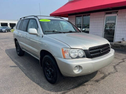 2003 Toyota Highlander for sale at Everyone's Financed At Borgman - BORGMAN OF HOLLAND LLC in Holland MI