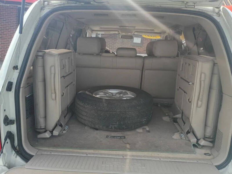 2000 Lexus LX 470