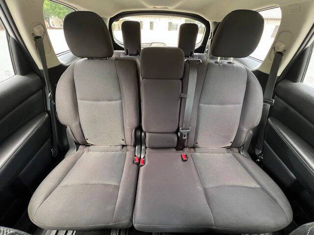 NissanPathfinder16