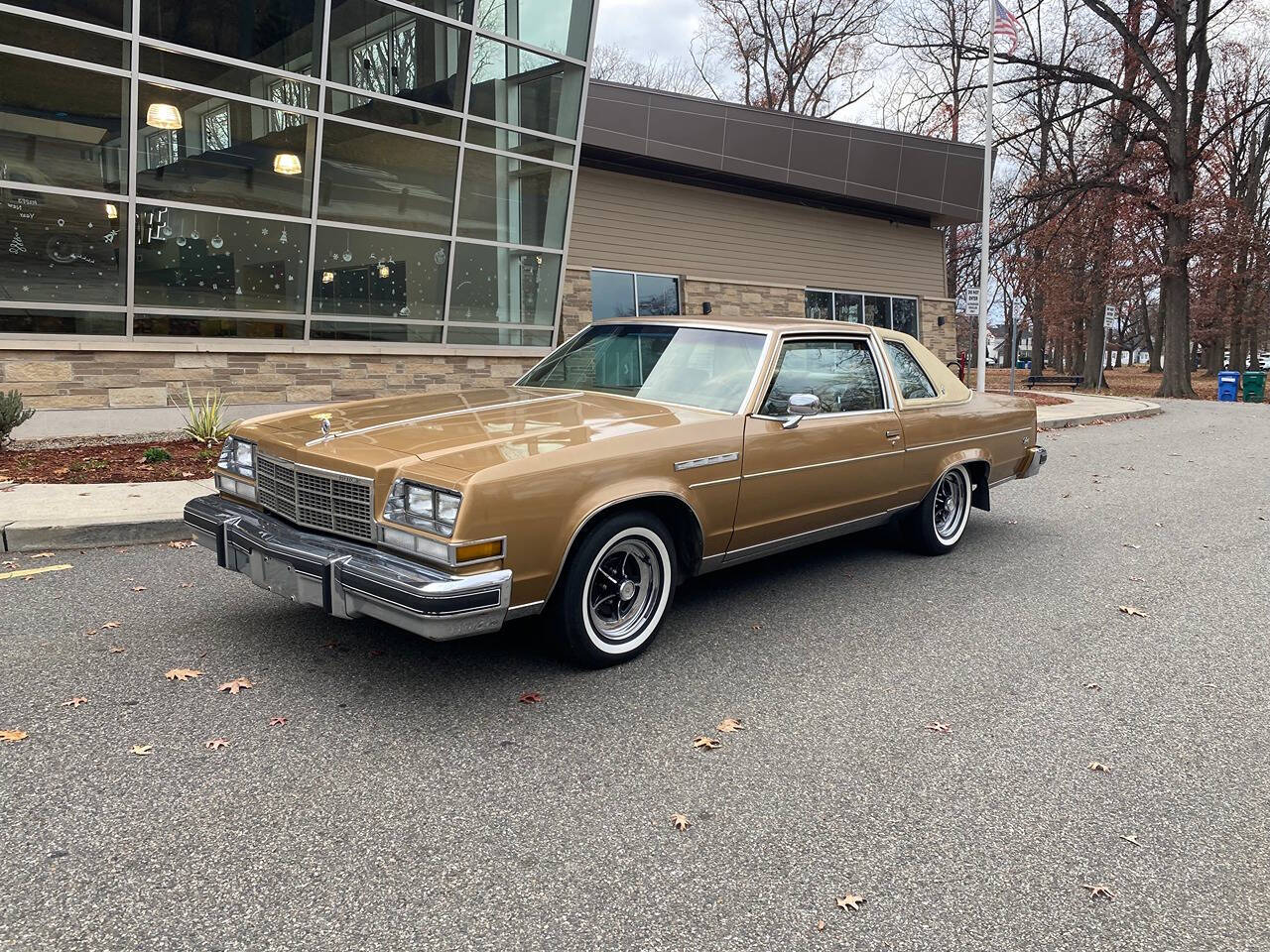 1977 Buick Electra for sale at Vintage Motors USA in Roselle, NJ