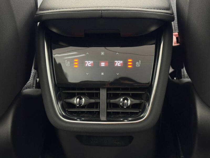 2025 Volvo EX90 Twin Performance Ultra 7P