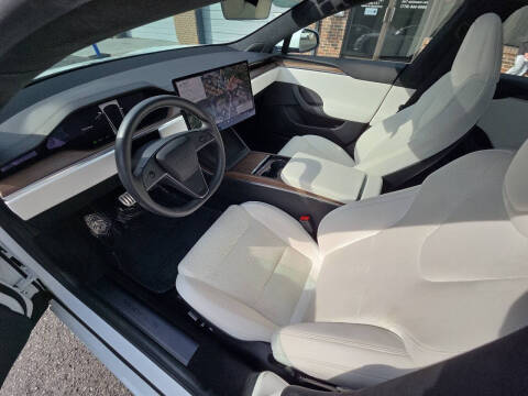 2023 Tesla Model S Standard Range
