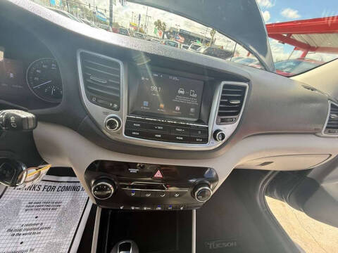 2018 Hyundai Tucson SE