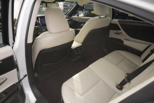 2024 Lexus ES 350 Ultra Luxury