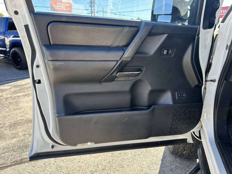 2013 Nissan Titan PRO-4X