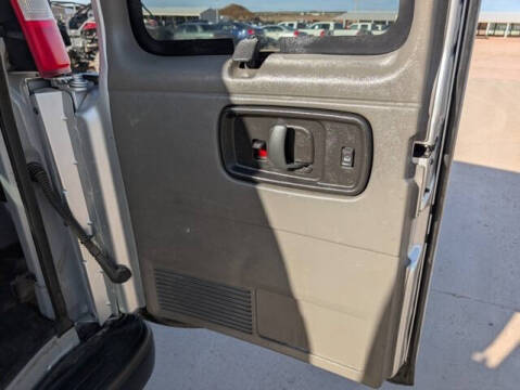 2016 Chevrolet Express LS 2500