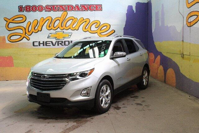 Used 2020 Chevrolet Equinox Premier with VIN 2GNAXXEV8L6114277 for sale in Grand Ledge, MI