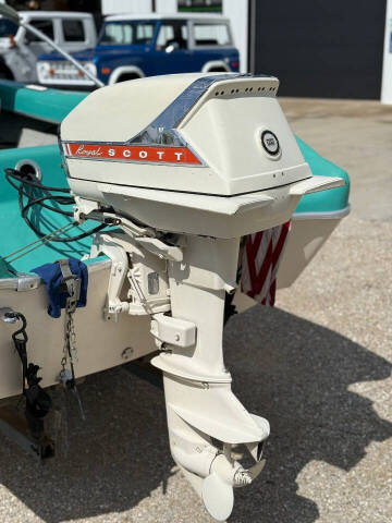 1961 Glastron Classic