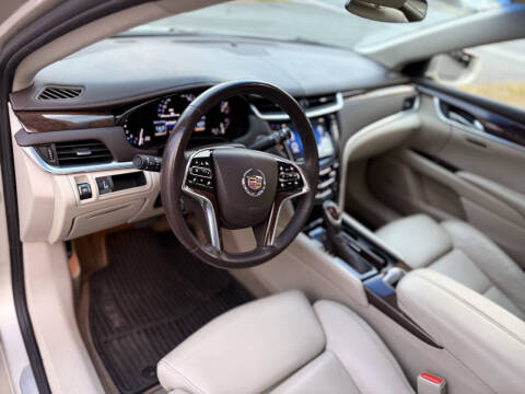 2014 Cadillac XTS Luxury Collection
