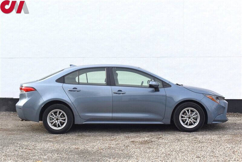 2022 Toyota Corolla Hybrid LE