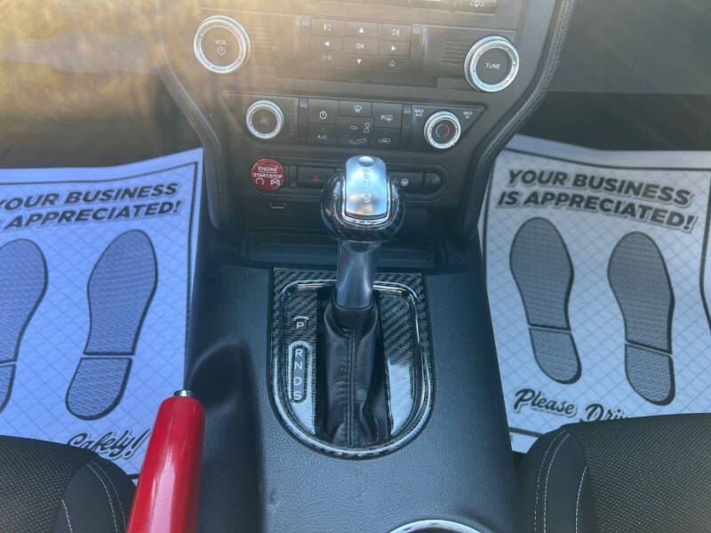 2015 Ford Mustang V6