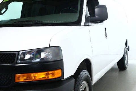 2023 Chevrolet Express 2500