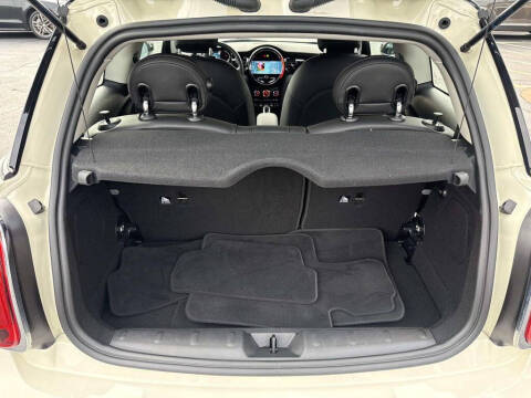 2022 MINI Hardtop 2 Door Oxford Edition