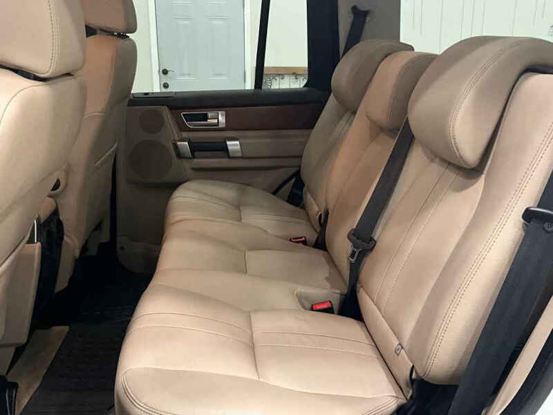 2016 Land Rover LR4
