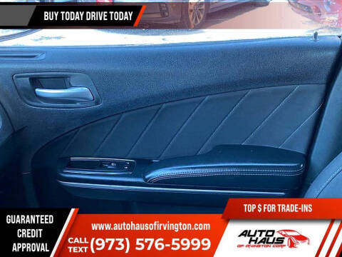 2015 Dodge Charger SXT