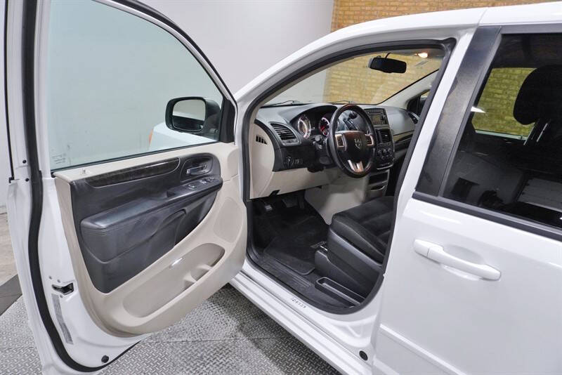 2017 Dodge Grand Caravan SE