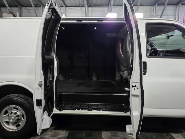 2019 Chevrolet Express 2500
