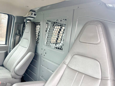 2021 Chevrolet Express 2500