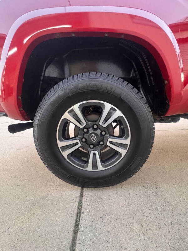 2016 Toyota Tacoma TRD Sport