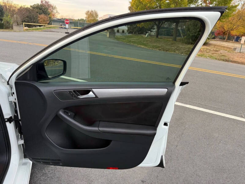 2016 Volkswagen Jetta 1.8T Sport