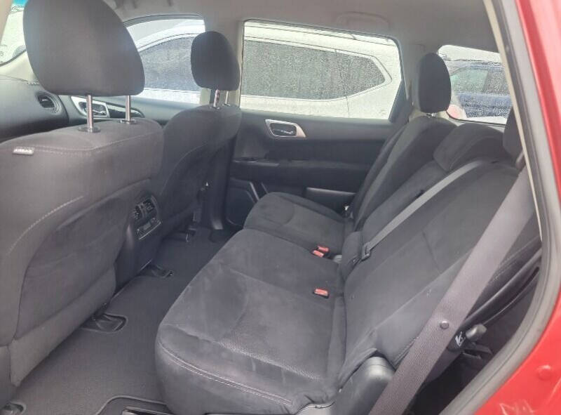 2016 Nissan Pathfinder S