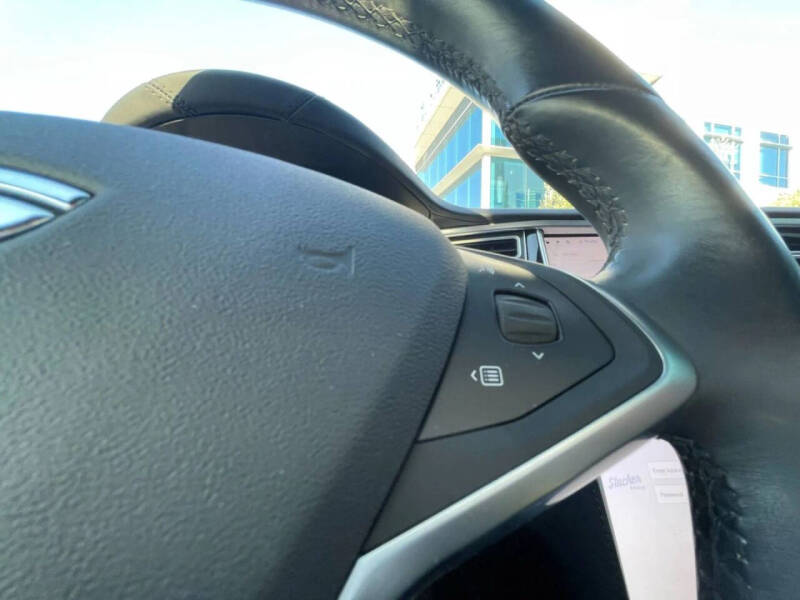 2017 Tesla Model S 75