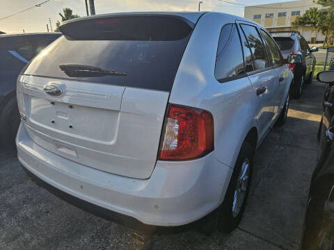 2013 Ford Edge SE