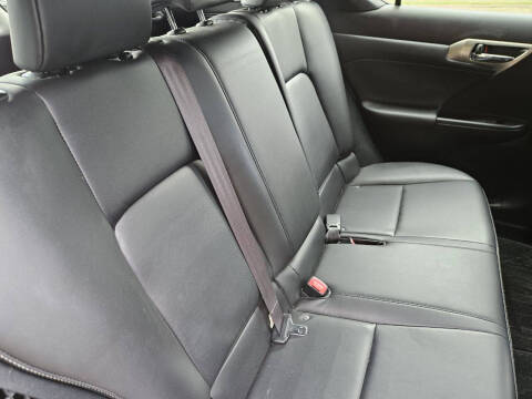 2014 Lexus CT 200h