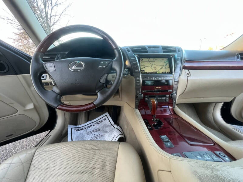 2007 Lexus LS 460