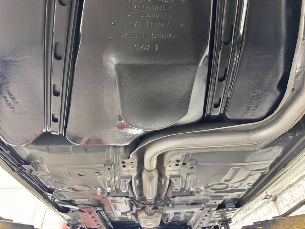 1996 Cadillac Seville 33
