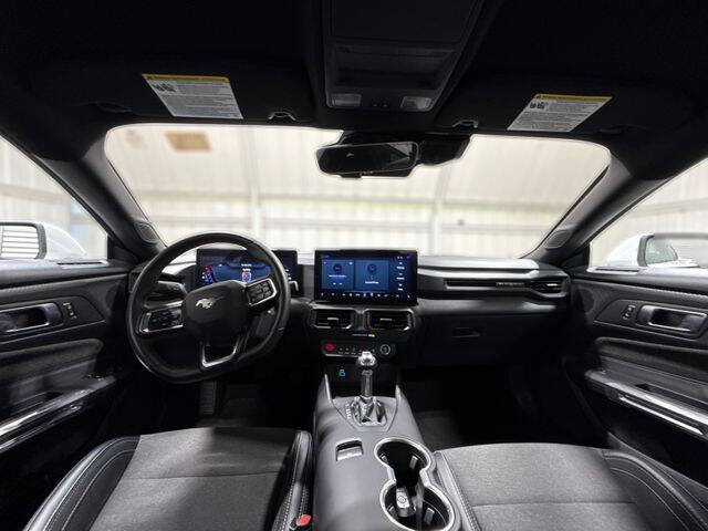 2024 Ford Mustang EcoBoost