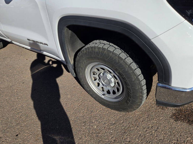 2023 GMC Sierra 1500 Pro