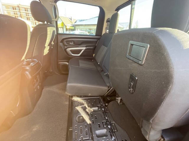 2019 Nissan Titan SV