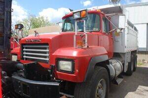 2000 Mack RD688S for sale at LaPine Trucks & Trailers in Richland MS