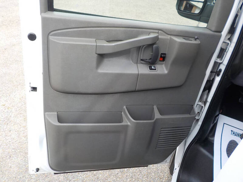 2021 Chevrolet Express 2500