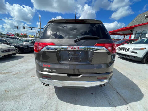 2019 GMC Acadia Denali
