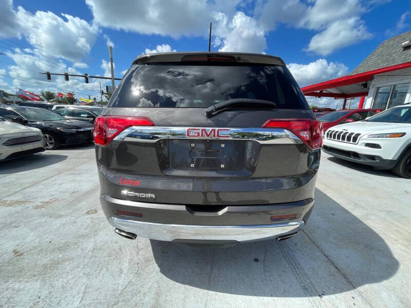 2019 GMC Acadia Denali