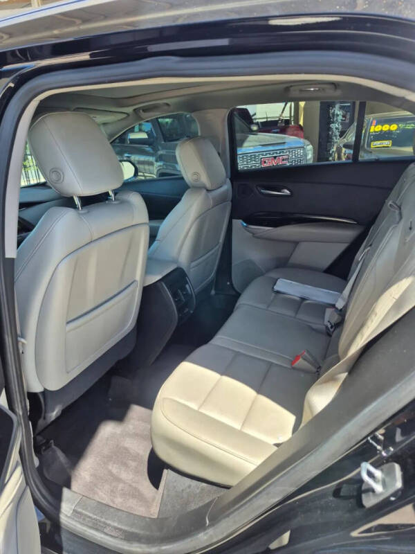 2019 Cadillac XT4 Premium Luxury