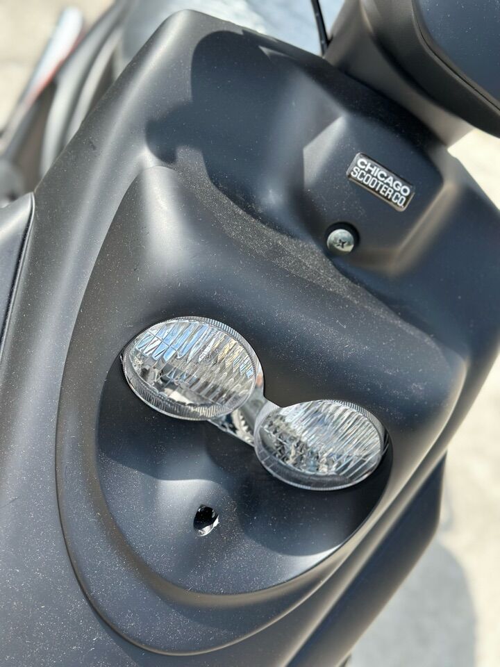 2022 Chicago Scooter Company PUG 11