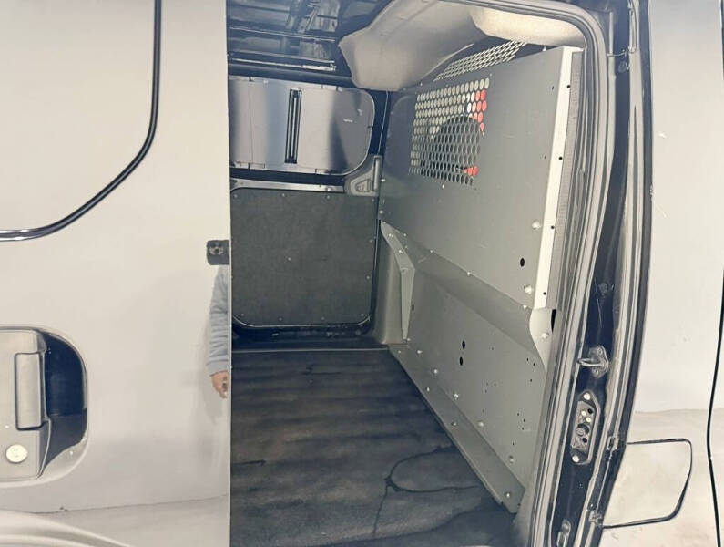 2019 Nissan NV200 SV