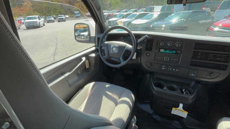 2026 Chevrolet Express 2500