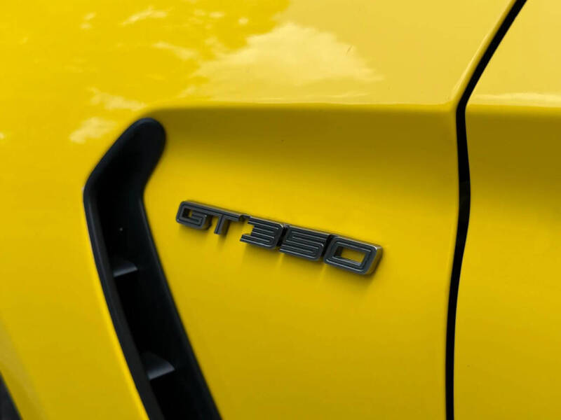 2017 Ford Mustang