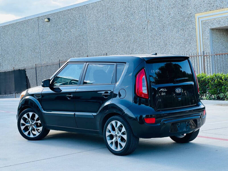 2013 Kia Soul +
