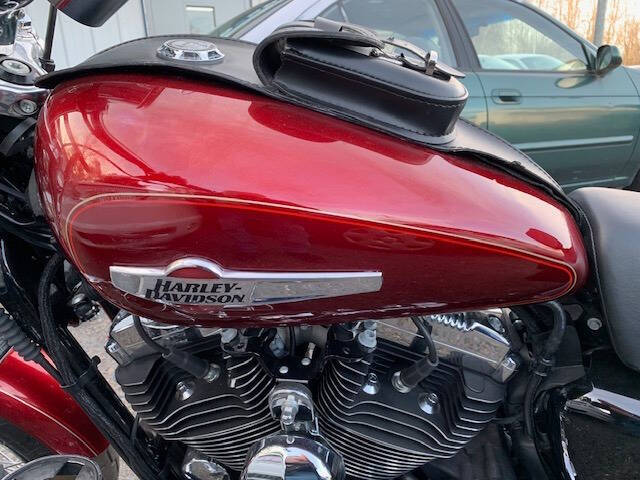 2017 Harley-Davidson SPORTSTER XL 1200C CUSTOM