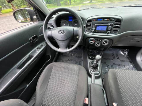 2011 Hyundai Accent