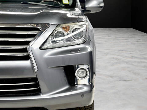 2015 Lexus LX 570