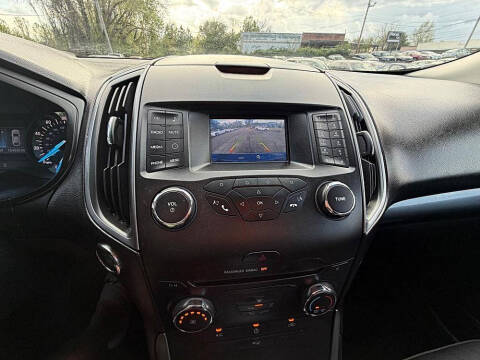 2016 Ford Edge SE